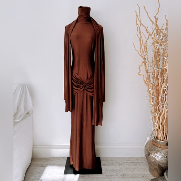 NWT SLEEK AND BEAUTIFUL CHOCOLATE BROWN LONG SLEEVED DRESS WITH OPTIONAL WRAP π - Picture 15 of 16
